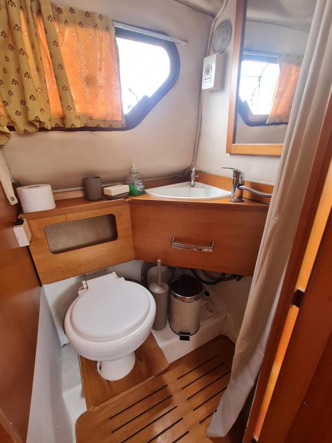 Lupa - La Flotta Di Willy Gio Hotel Alghero Eksteriør billede